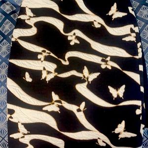 LAST CHANCE - Navy skirt